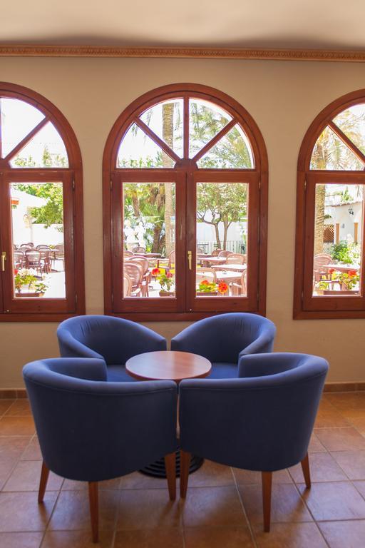 Hotel Comarruga Platja 外观 照片