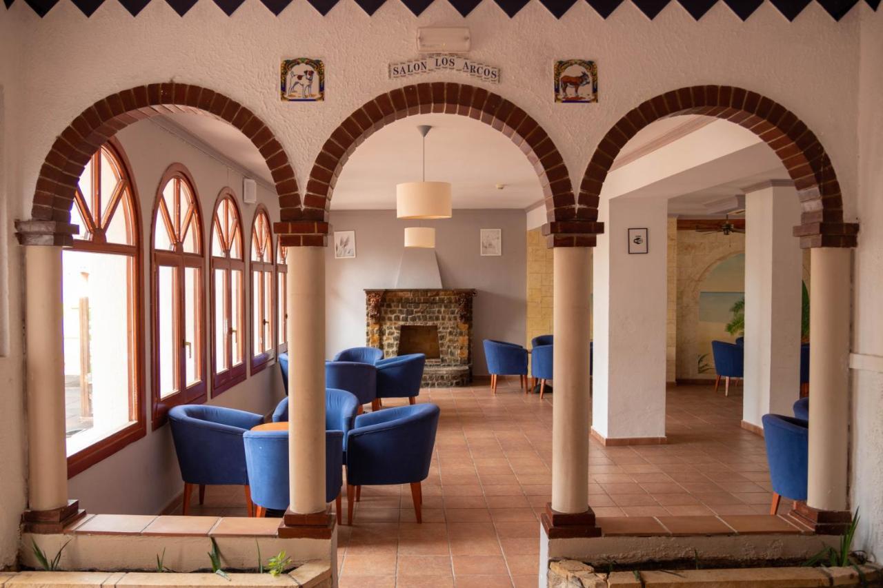 Hotel Comarruga Platja 外观 照片